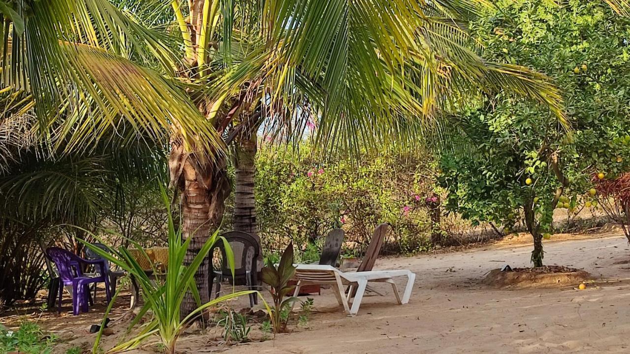 Akine Ti Kasso Piscine Hotel Diembéreng Buitenkant foto