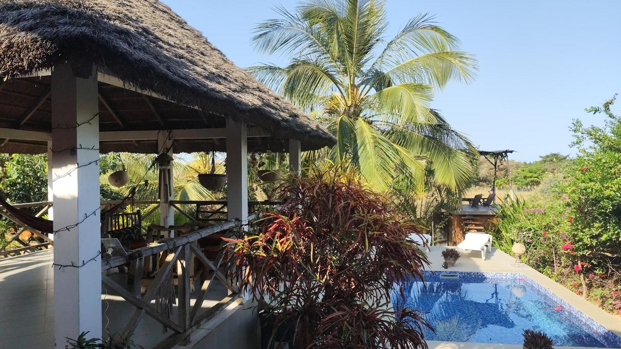 Akine Ti Kasso Piscine Hotel Diembéreng Buitenkant foto